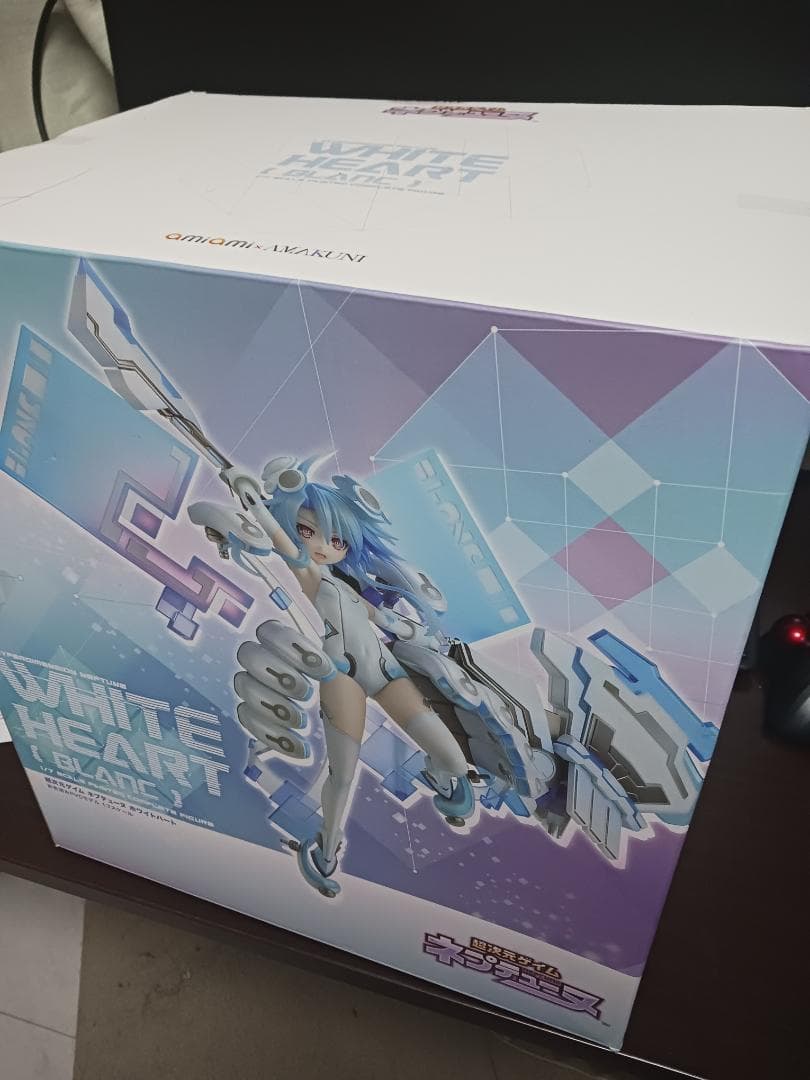 l*e様 超次元ゲイム ネプテューヌ ホワイトハート 1/7 スケールフィギュア