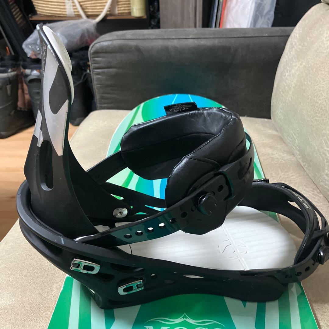 カービング ラントリ MOSS HUGO 154.5 × FLUX TT M