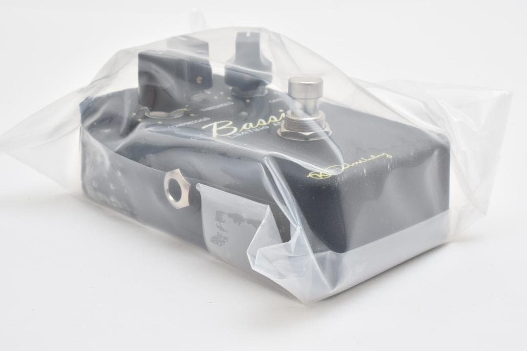 新品 Keeley Electronics Bassist Limiting