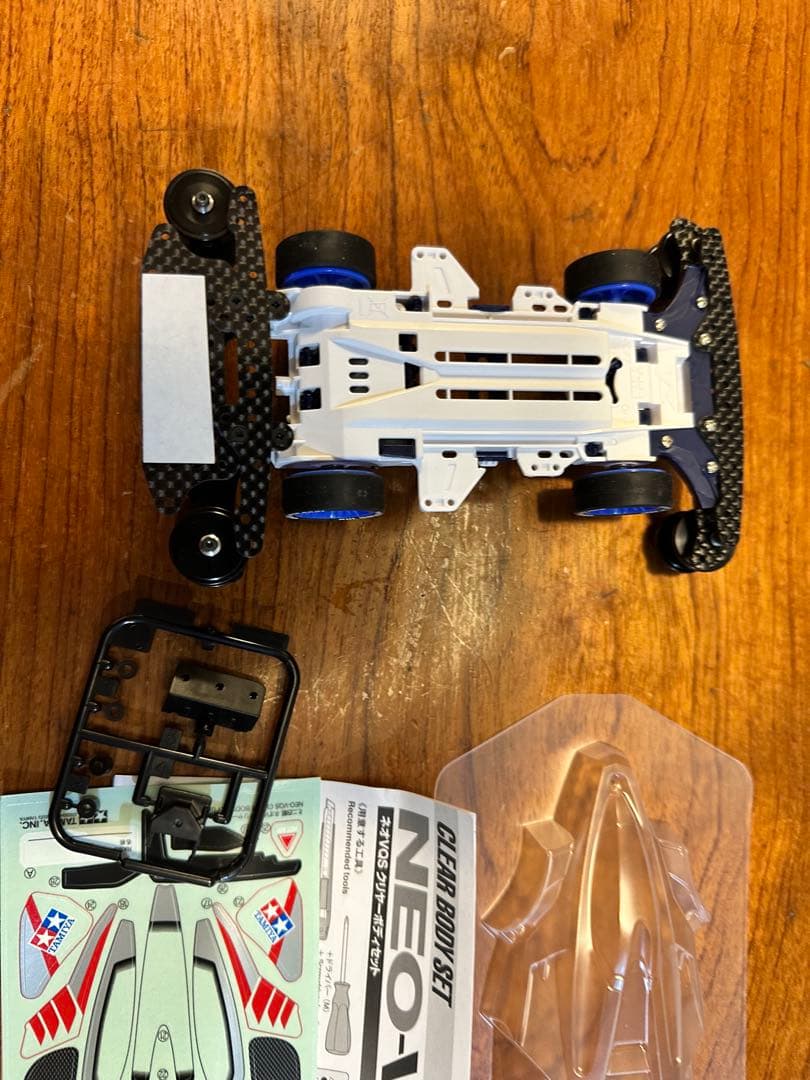 ミニ四駆 NEO-VQS クリヤーボディ　 95648 vzシャーシ　セット