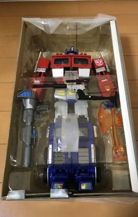 トランスフォーマーコンボイ