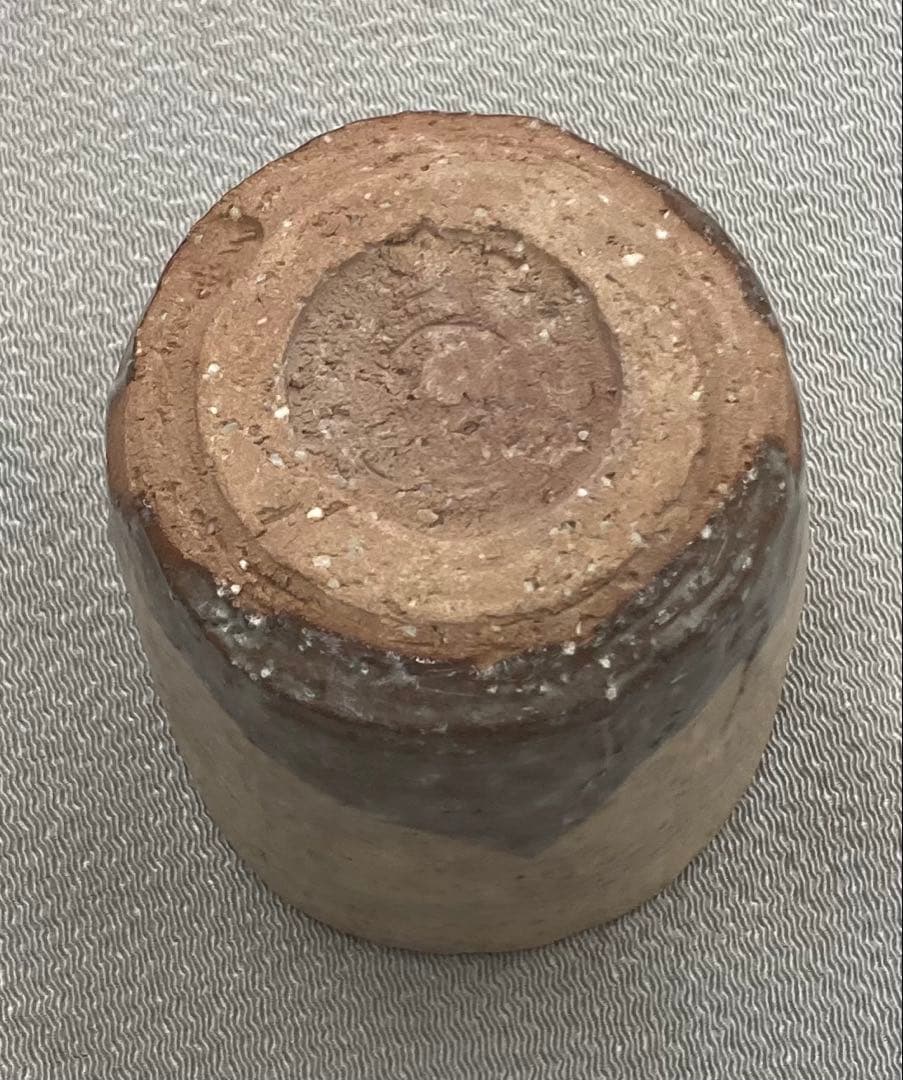 B470b「萩 湯呑」羽多野善蔵作　共布共箱　指月窯　陶歴書付