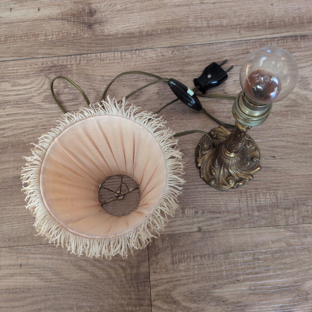 フランスアンティーク 小さなテーブルランプ