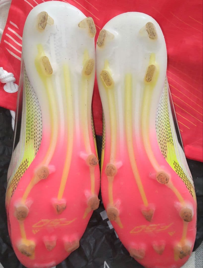 adidas F50紐無し FG 25.5cm