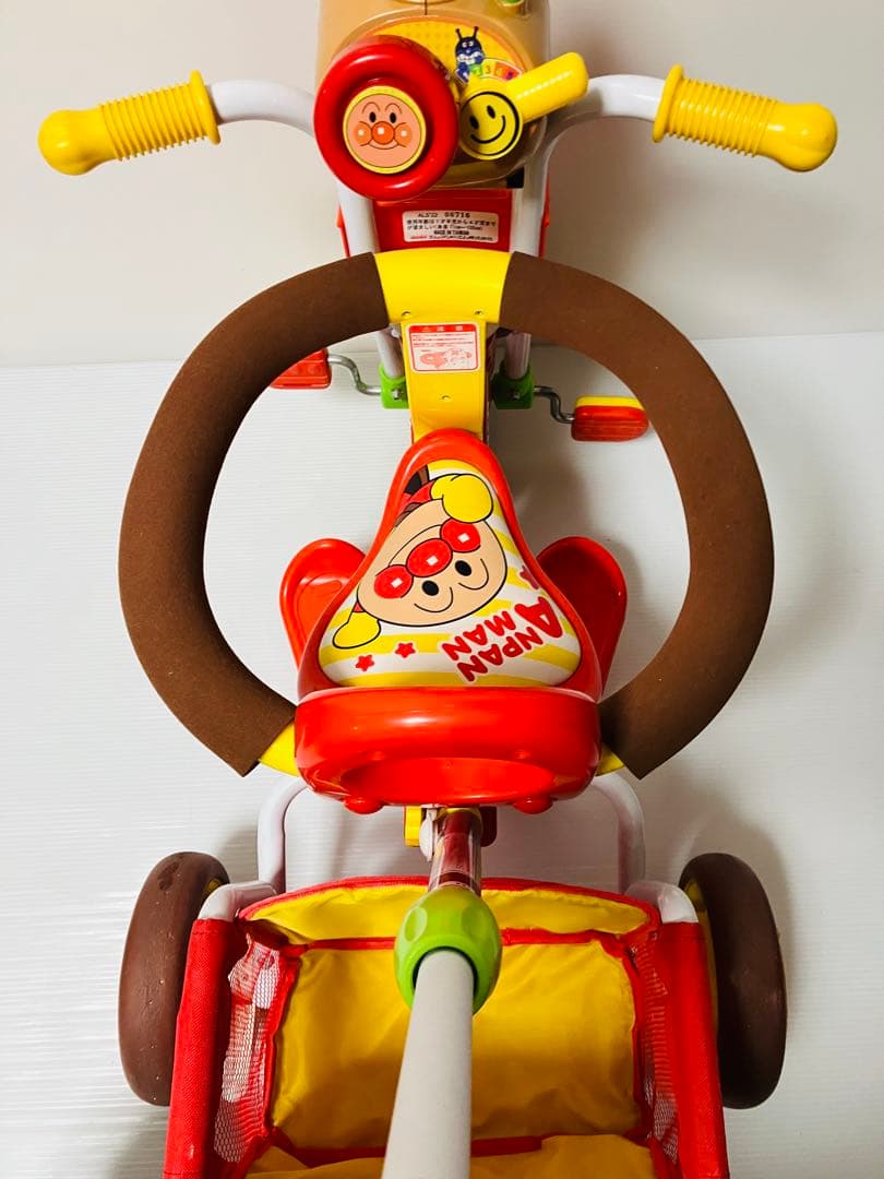 おでかけ三輪車 わくわくアンパンマンごう ピースII レッド