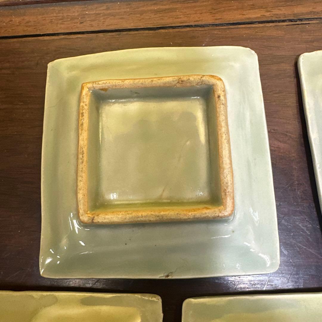 中国，明時代，青瓷，鹿模様の四角い皿 5枚セット