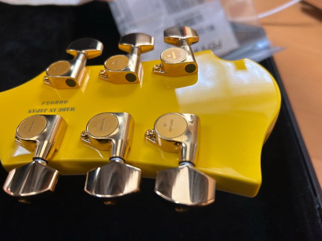 hide生誕60周年記念　新品BURNY MG-165S HYイエローハート