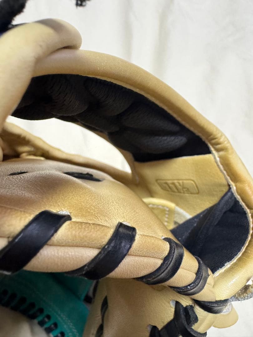 Wilson グローブ 硬式内野手用 A2000 ディー・ゴードンモデル