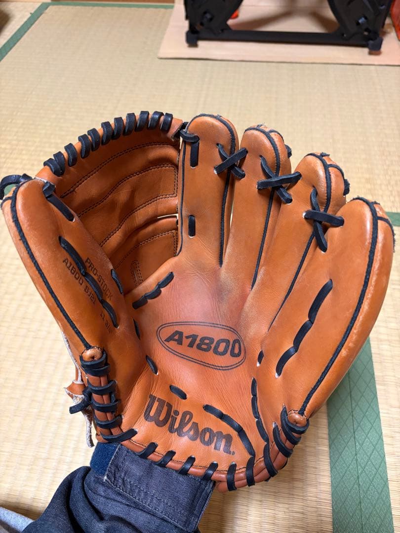 最終値下げ⚾️即購入歓迎　Wilson A1800 グローブ　投手用　軟式向き