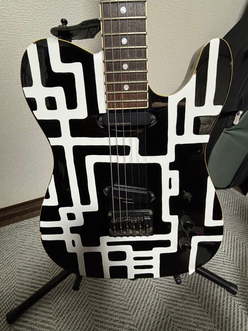 フェルナンデス　TEJ-70+G柄ストラップ