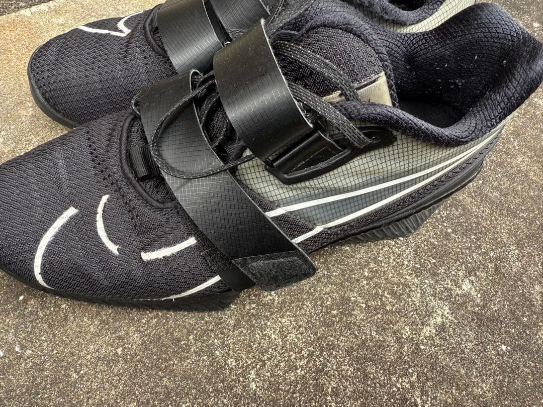 Nike トレーニングシューズ ブラック　ロマレオス4