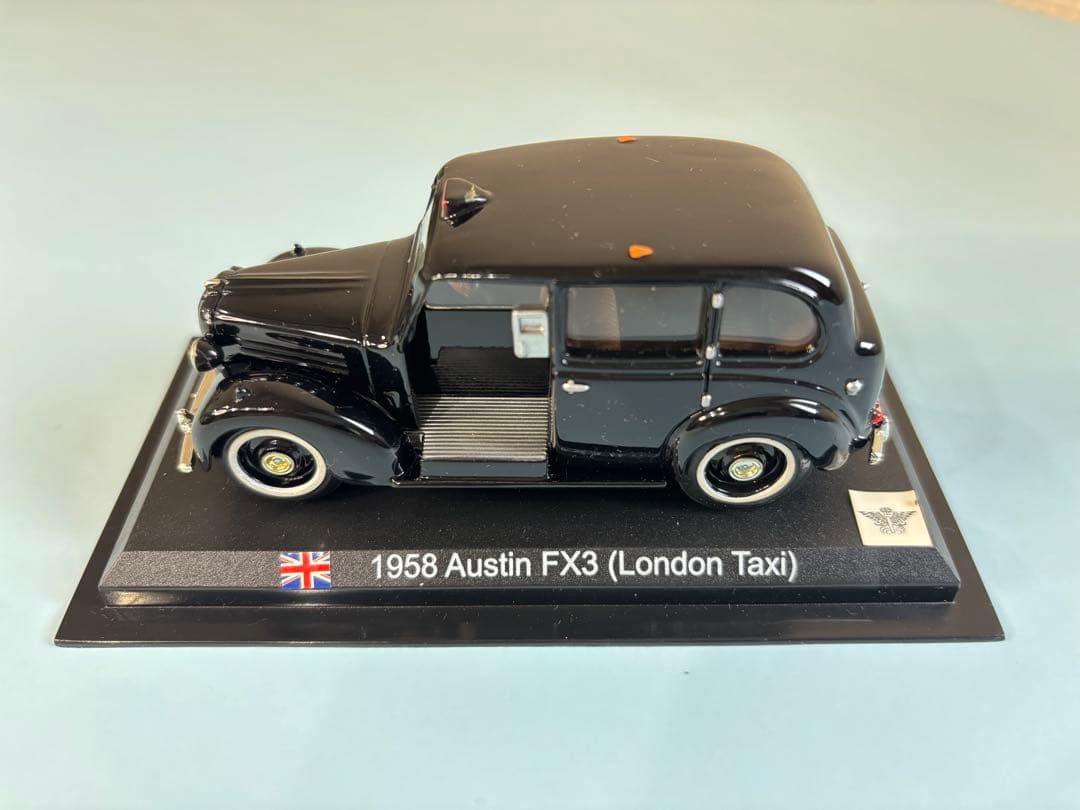 1958 Austin FX3 ロンドンタクシー ミニカー ＃㉘
