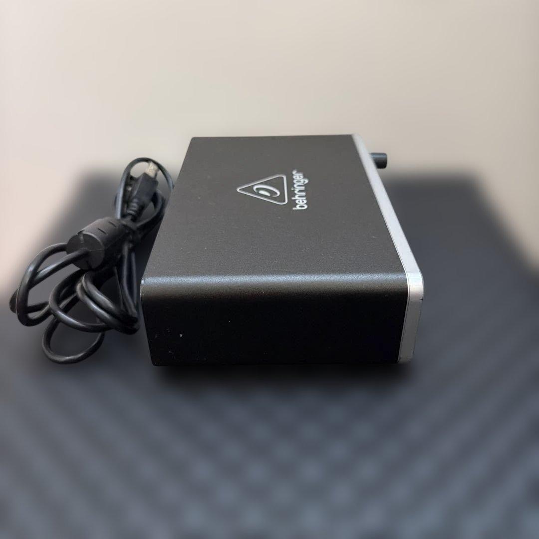 Behringer UMC202HD オーディオインターフェース ベリンガー