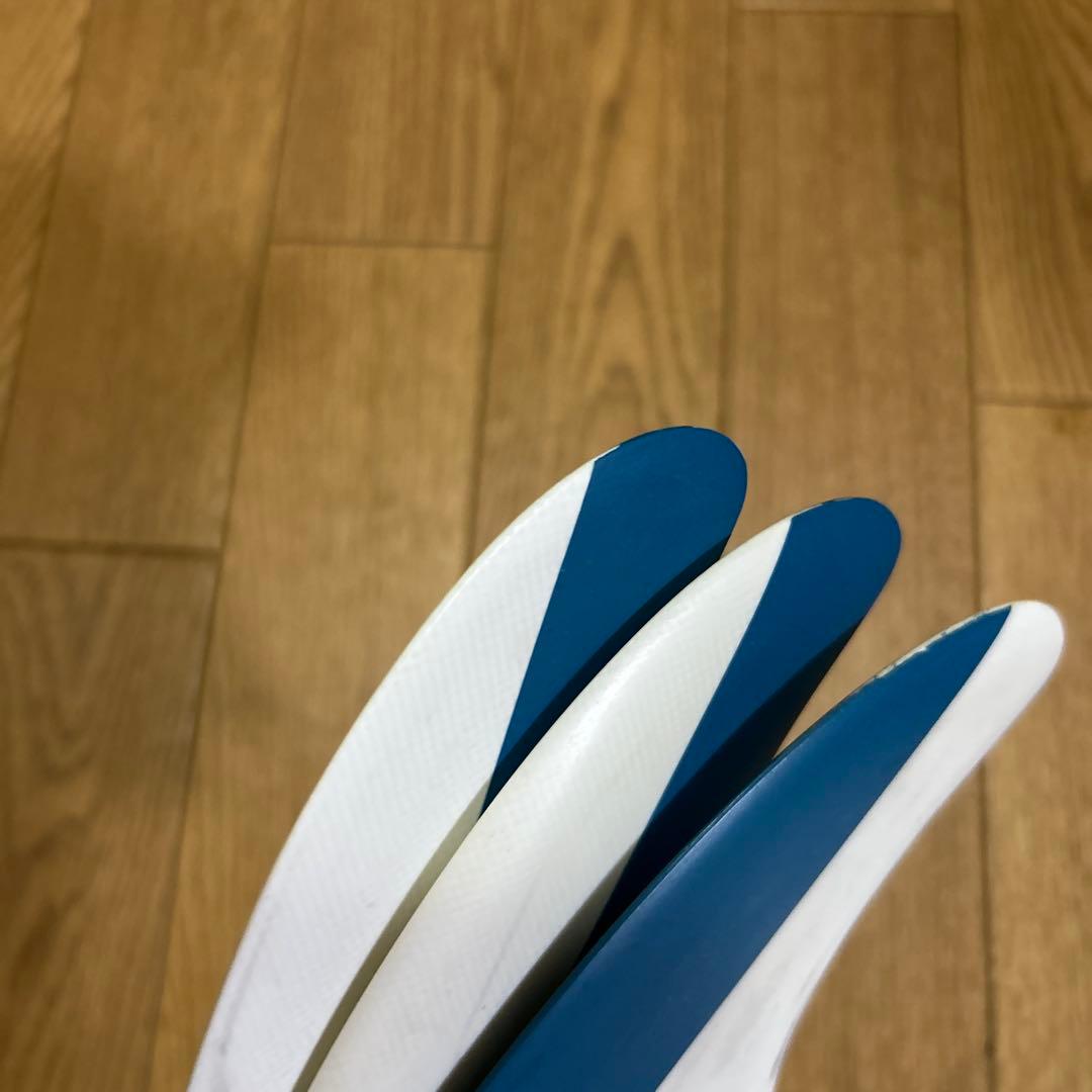 FCS II MF サーフボードフィン ミックファニング　ミディアム