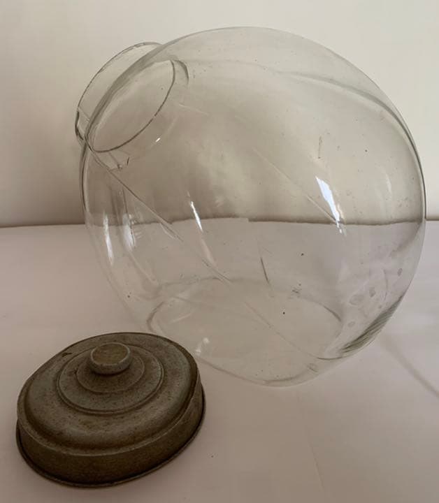 昭和レトロ　駄菓子屋さんの丸いガラス瓶