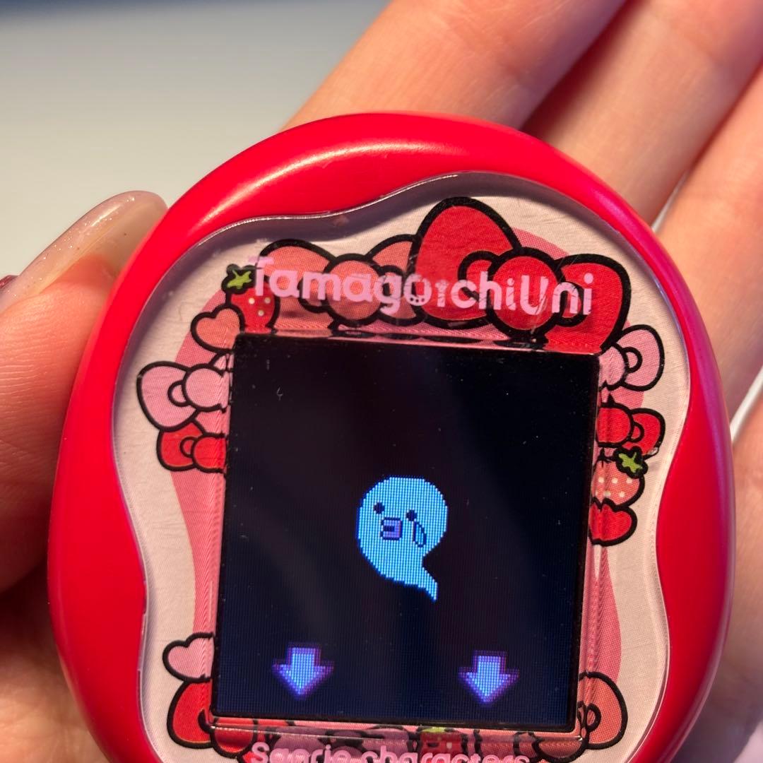 BANDAI Tamagotchi Uni サンリオキャラクターズ ピンク