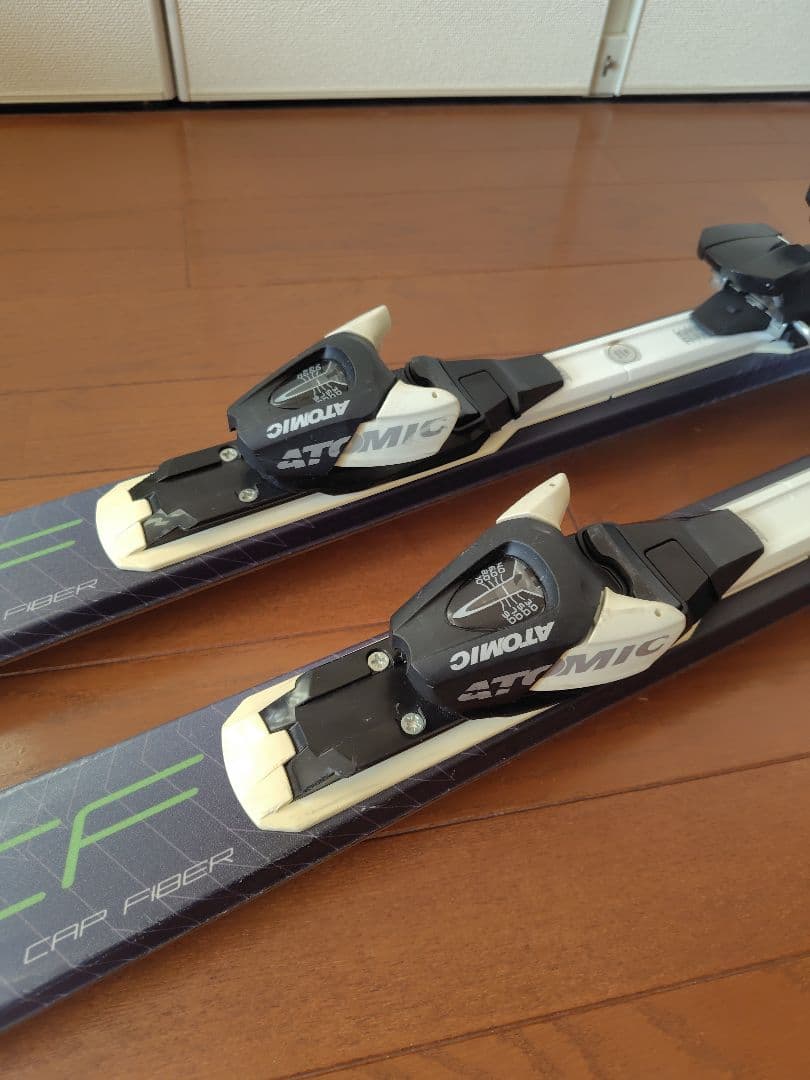 Atomic Perfect スキー 板 ホワイト/グリーン