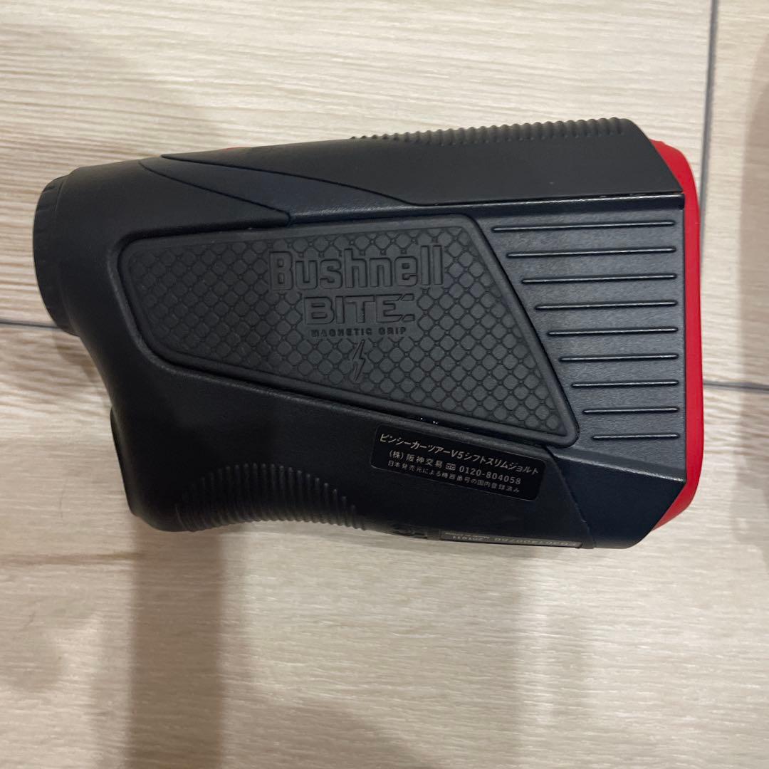 Bushnell Tour V5 ゴルフ用距離計 ケース付き