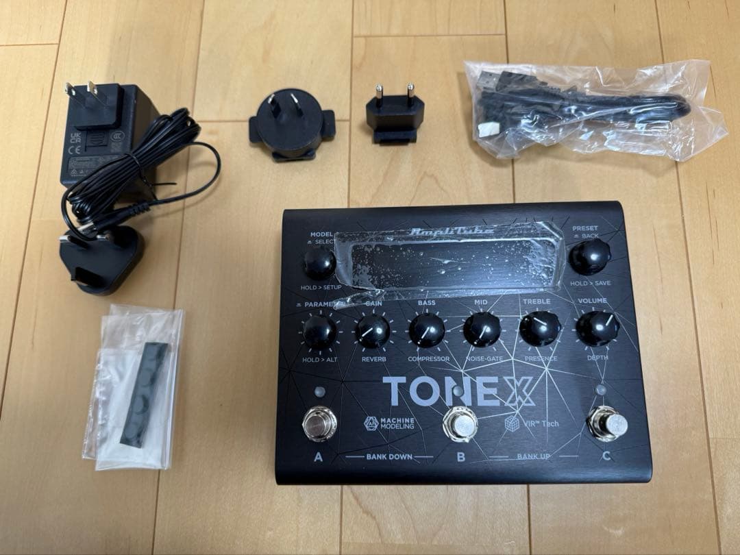 IK Multimedia TONEX Pedal 新品未使用