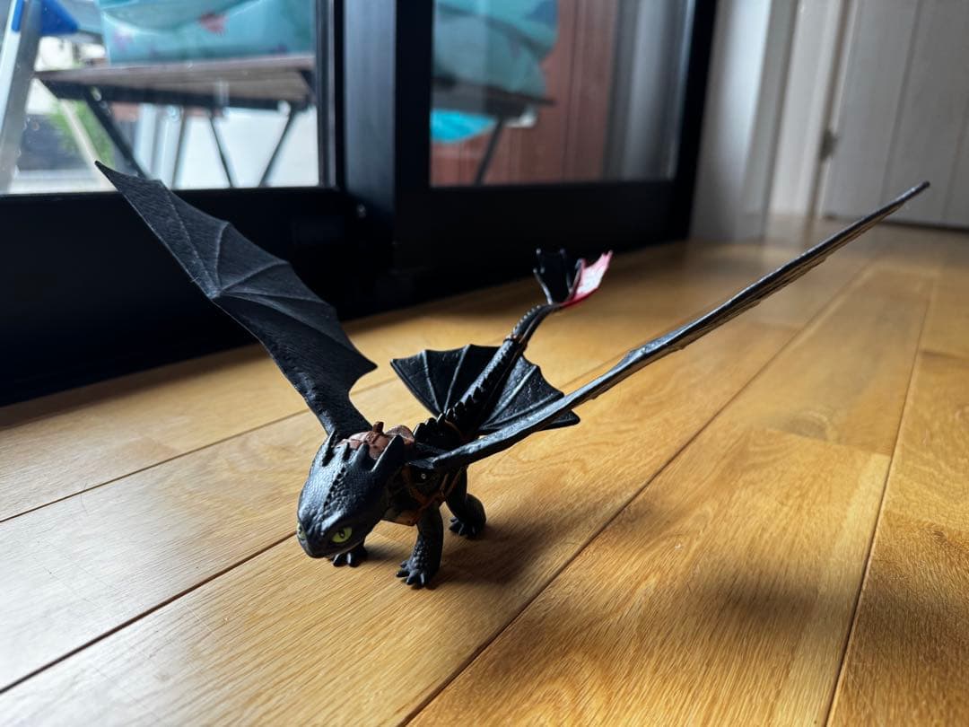 【希少】ヒックとドラゴン　フィギュア