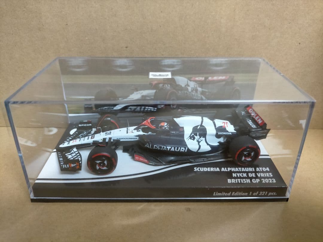 PMA 1/43 アルファタウリ ホンダ F1 AT04 デ フリース 2023