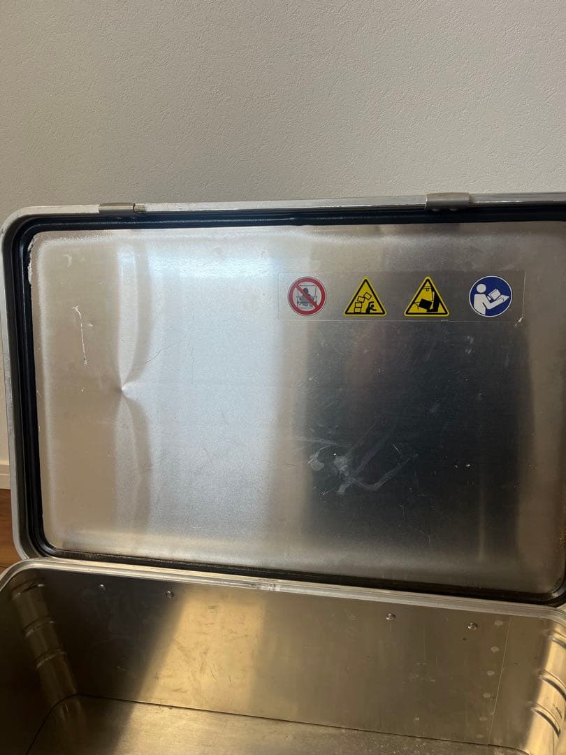 ツァーゲス　アルミコンテナ　Zarges 激レア