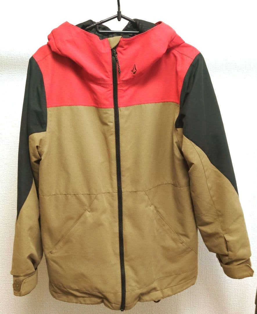 【L 130-160cm位】volcomウェア　上下セット　ジュニア