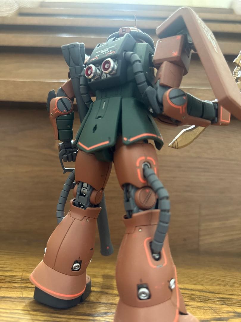 MG ガルマ専用ザク　完成品