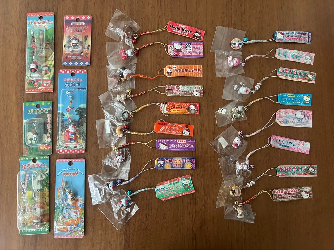 ハローキティ ご当地ストラップ 23個セット
