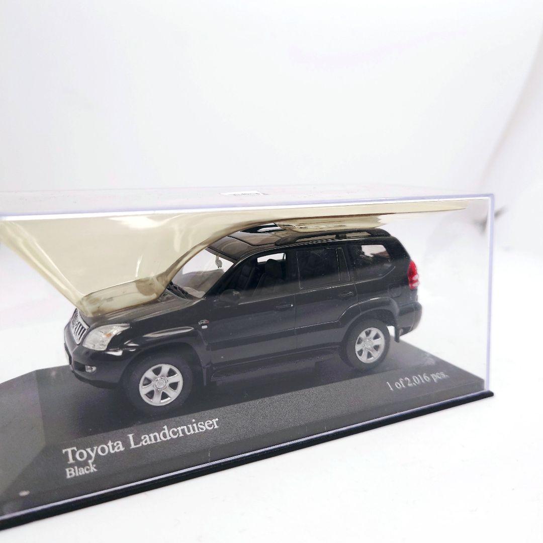 ミニチャンプス　ランドクルーザープラド 1/43ミニカー　3代目120系
