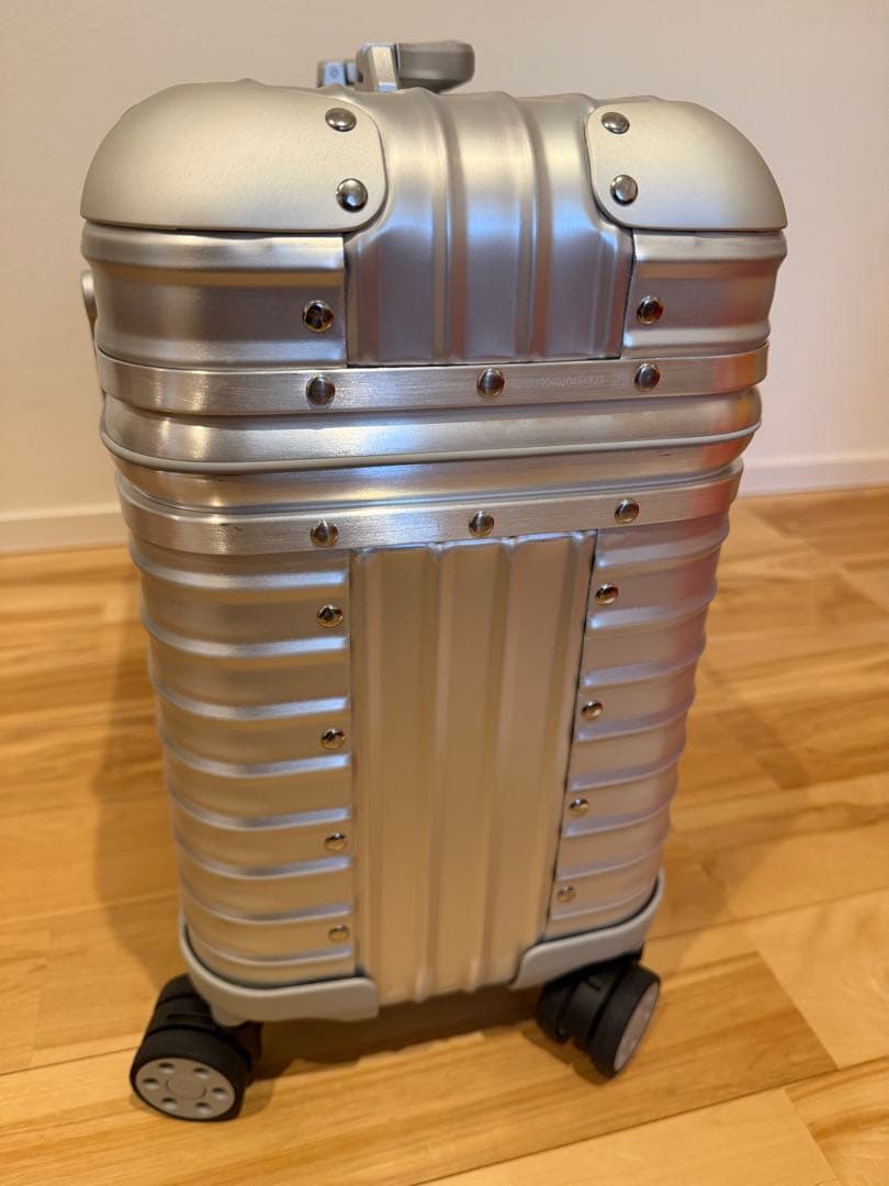 RIMOWA ORIGINAL PILOT リモワ パイロット