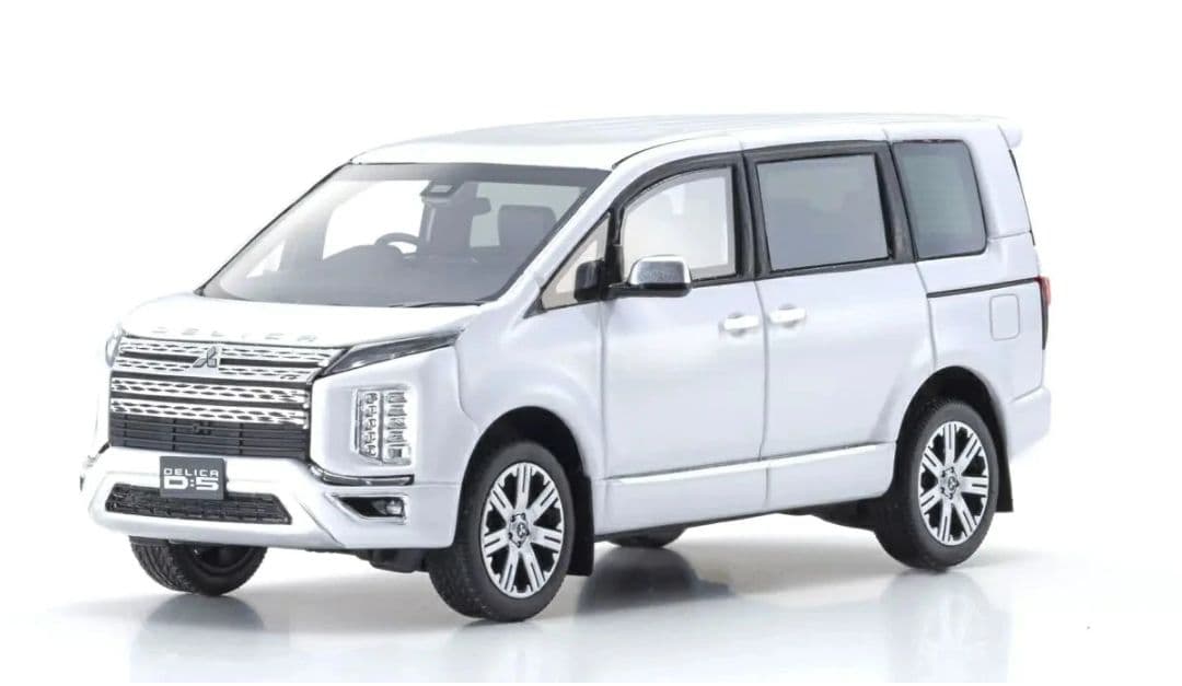 京商オリジナル　1/43 三菱 デリカ D:5 (グレー)（ホワイト）２台セット