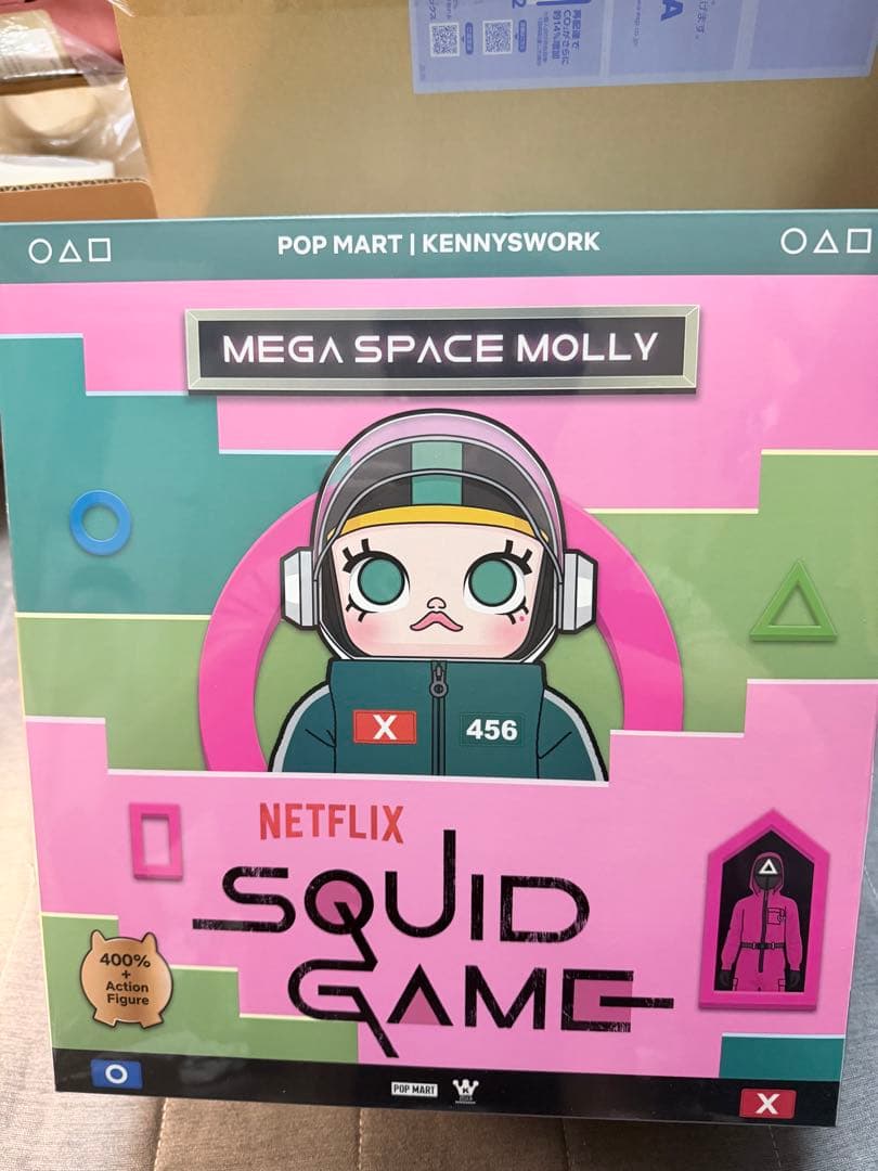 MEGA SPACE MOLLY 400% Squid Game フィギュア