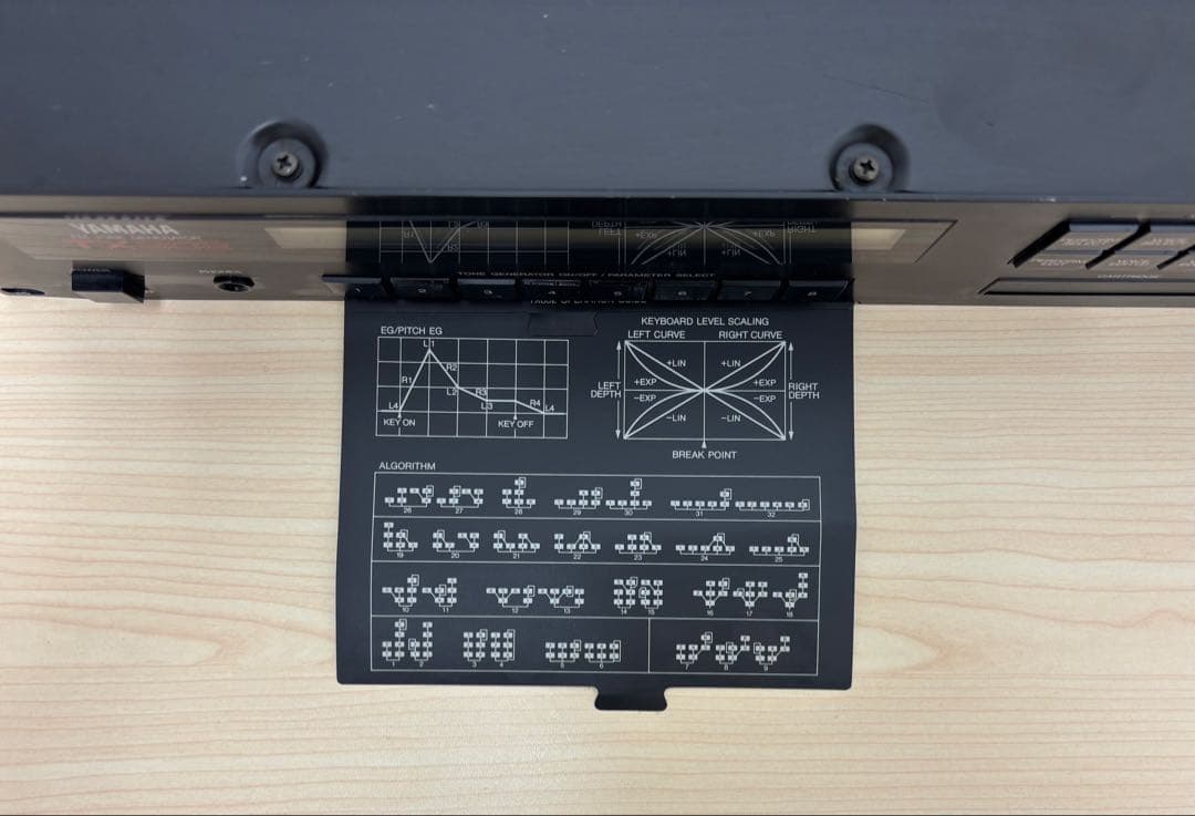 Yamaha TX802 音出し、midiなど動作確認済み、電池をソケット交換