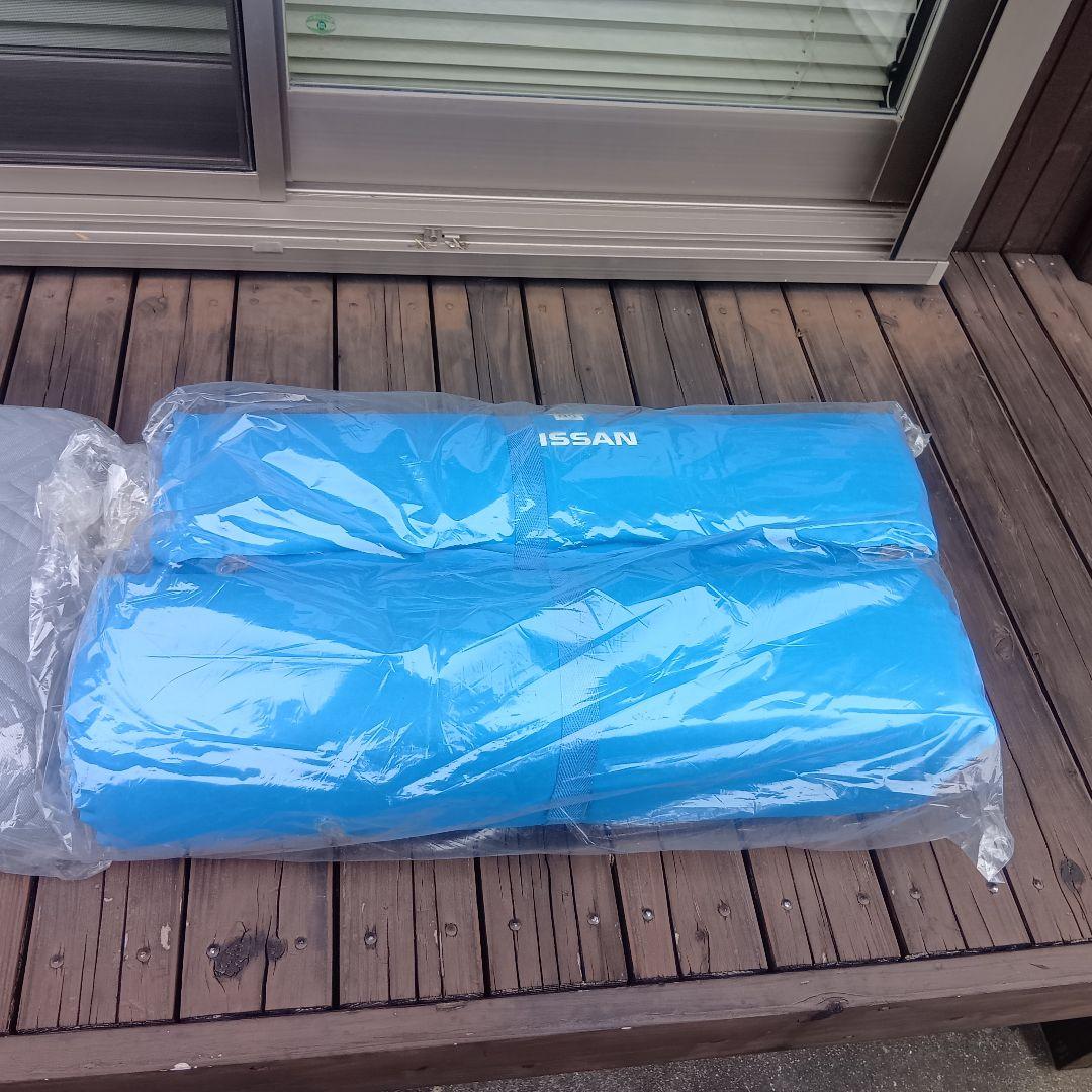 値下げ未使用品　日産純正フルフラットクッションKC743-89900 汎用型