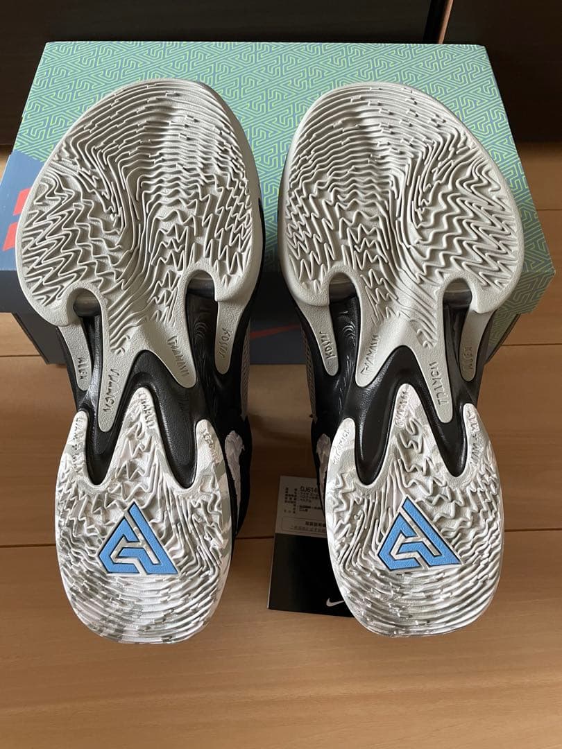 Nike FREAK4 ブラックグレー 27cm