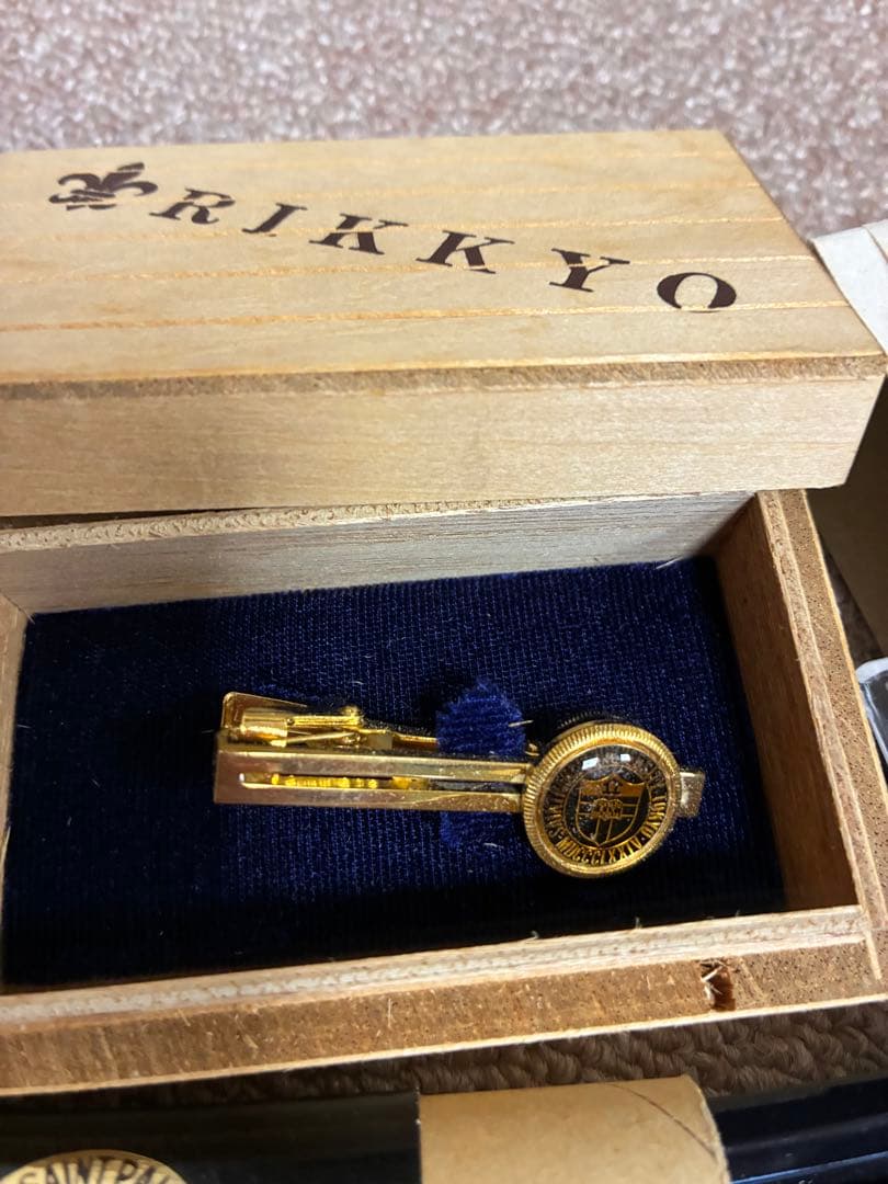 【今週末限定価格！】立教大学　Tシャツ　ネクタイピンなどのセット