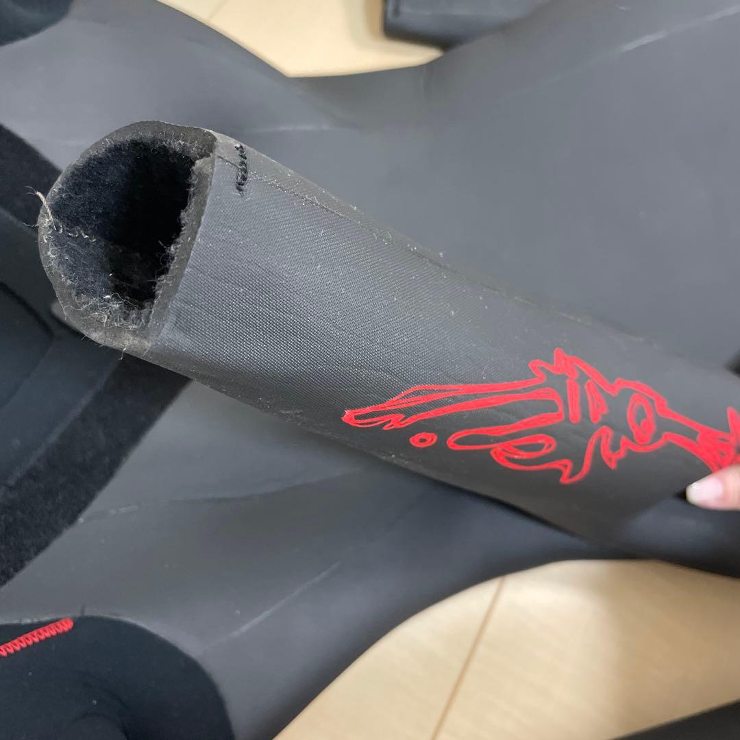 Dove ウェットスーツ　5mm