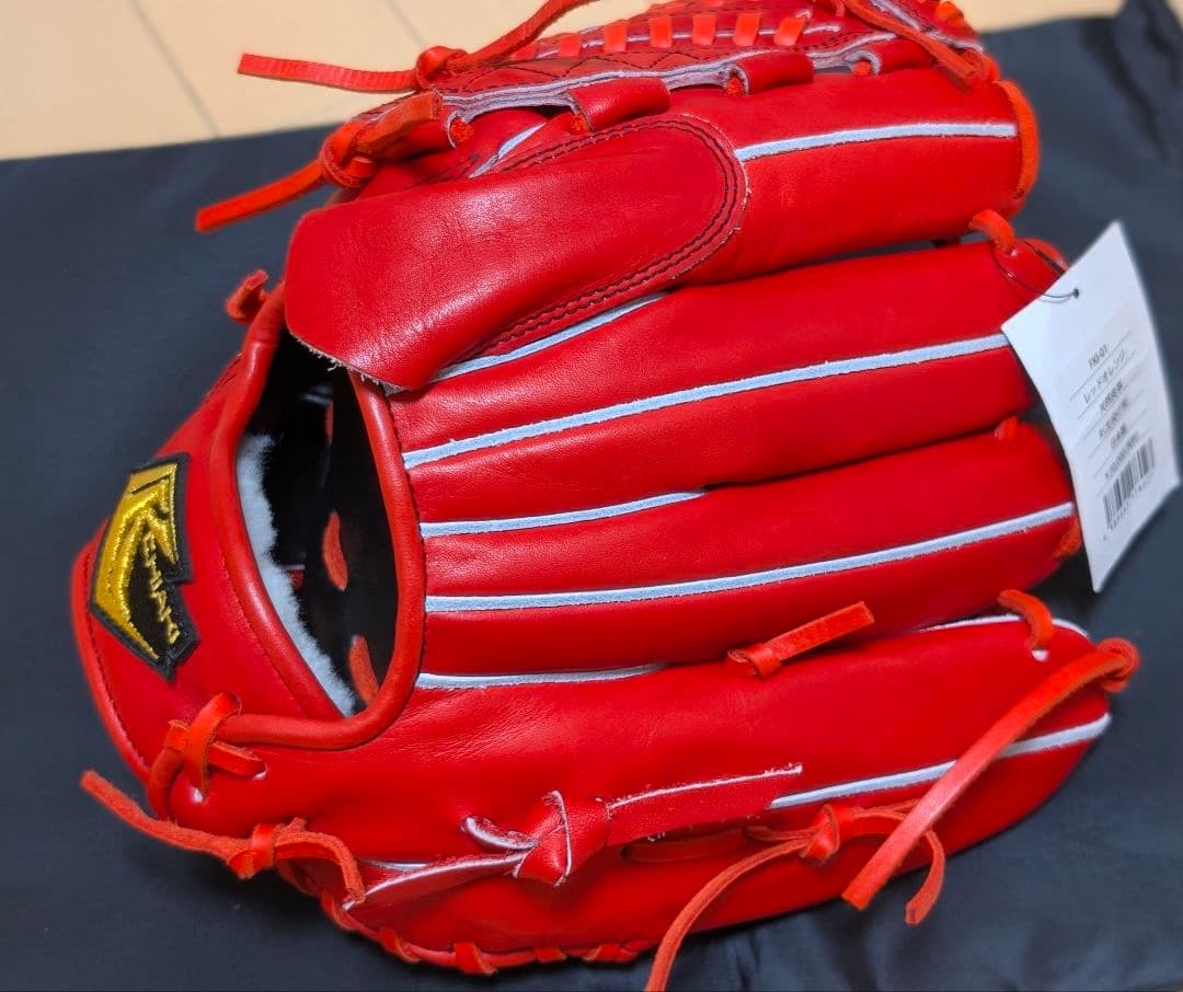 未使用タグ付き　CHIAKI 　チアキ　左投げ 硬式　グローブ