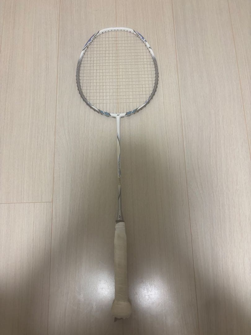 YONEX　ボルトリック60　4UG5