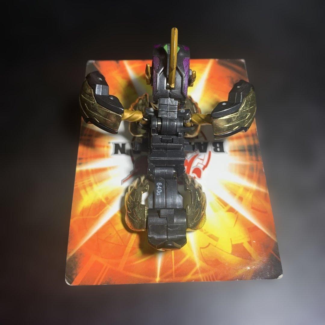 爆丸　覇(シス)タヴァネル