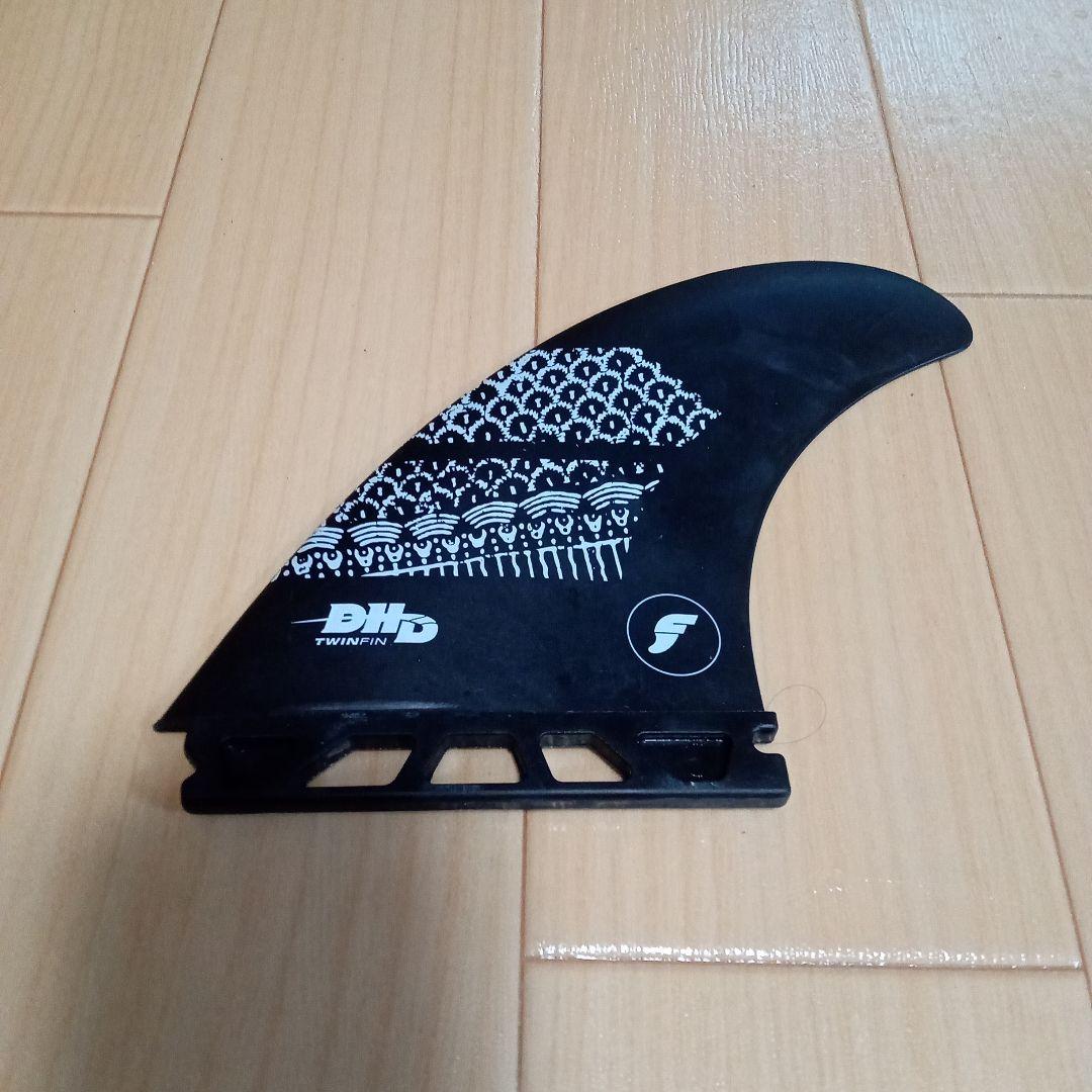 美品 Futures DHD FT1 Twin＋1 ツインフィン FISH