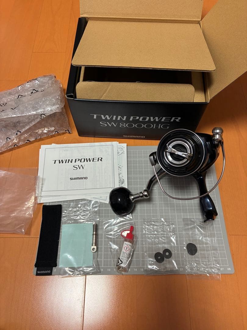 シマノ　ツインパワーsw 8000hg