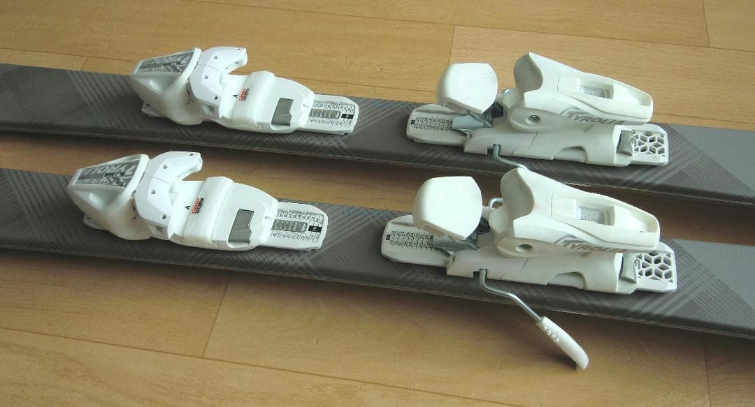 ■■送料無料■Hart■女性用スキーフルセット■板148靴24.5■メンテ付■■