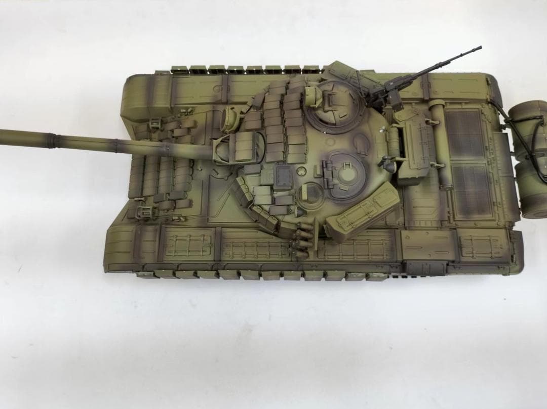 1/16サイズ戦車ラジコン　ロシアT72　ヘンロン3939-1 ver7.0