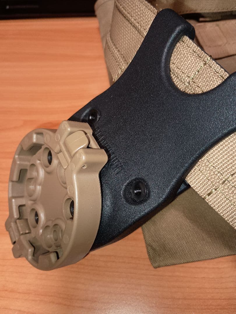 マルイ ハイキャパ5.1 グロック17gen3 マガジンホルスターベルト等セット