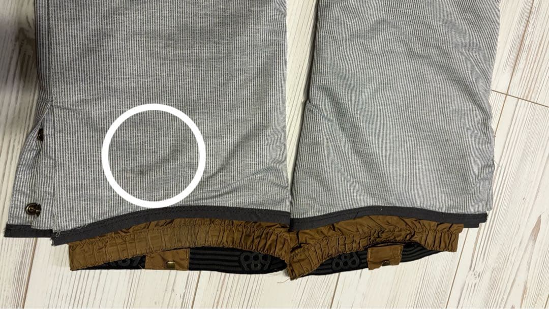 スノーボードウェア　ビブパンツ 686