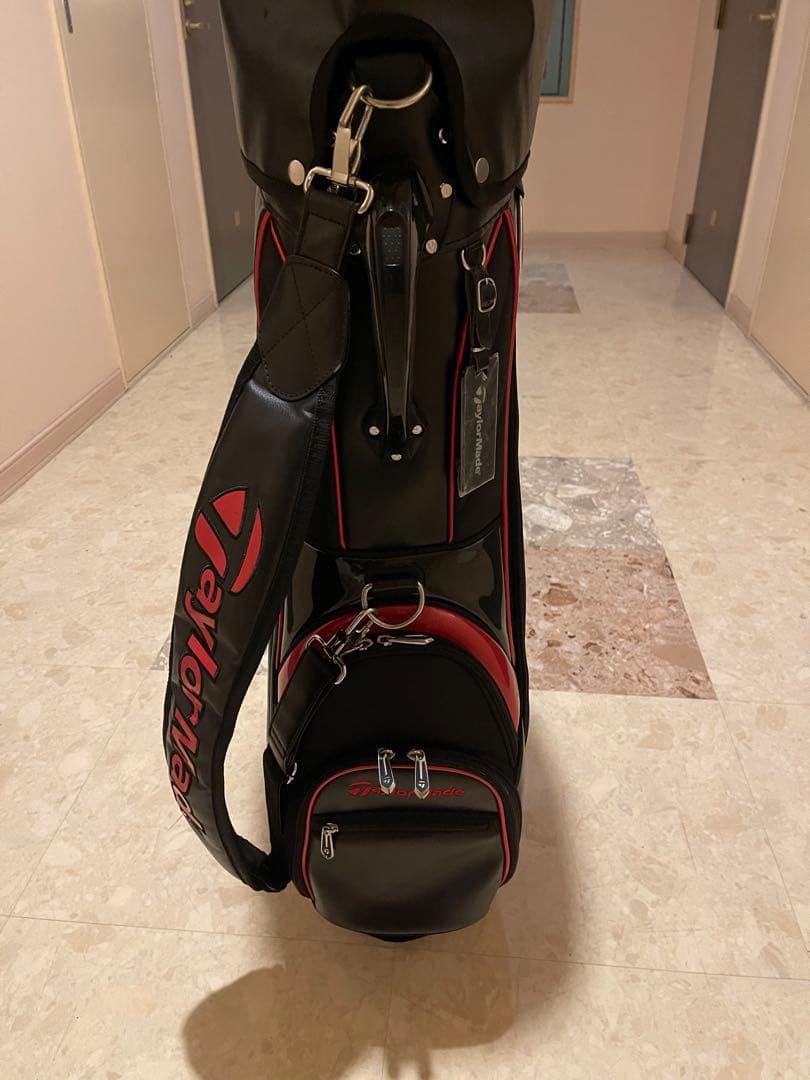テーラーメイド　キャディバッグ　ブラック/レッド