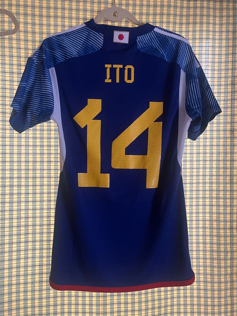 日本代表 ユニ　伊東純也