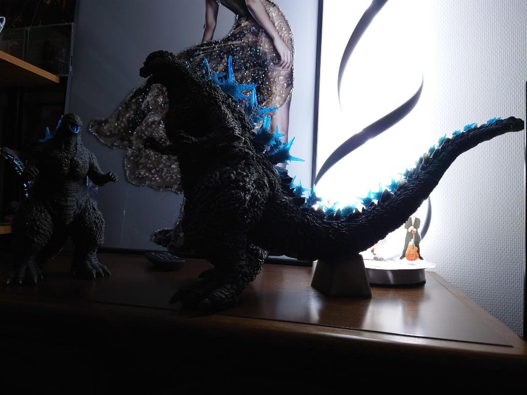 ゴジラマイナスワン発光バージョン東宝30センチシリーズ少年リュック限定版